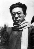 聞一多